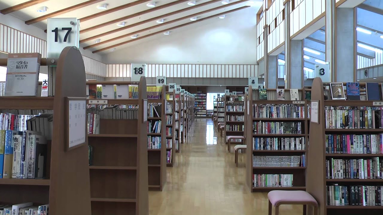 14.特別賞　篠山市立中央図書館はこんな所